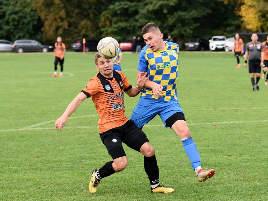 IV runda Okręgowego Pucharu Polski. *Stal Kunów - KSZO 1929 Ostrowiec Świętokrzyski 0:4 (0:1)