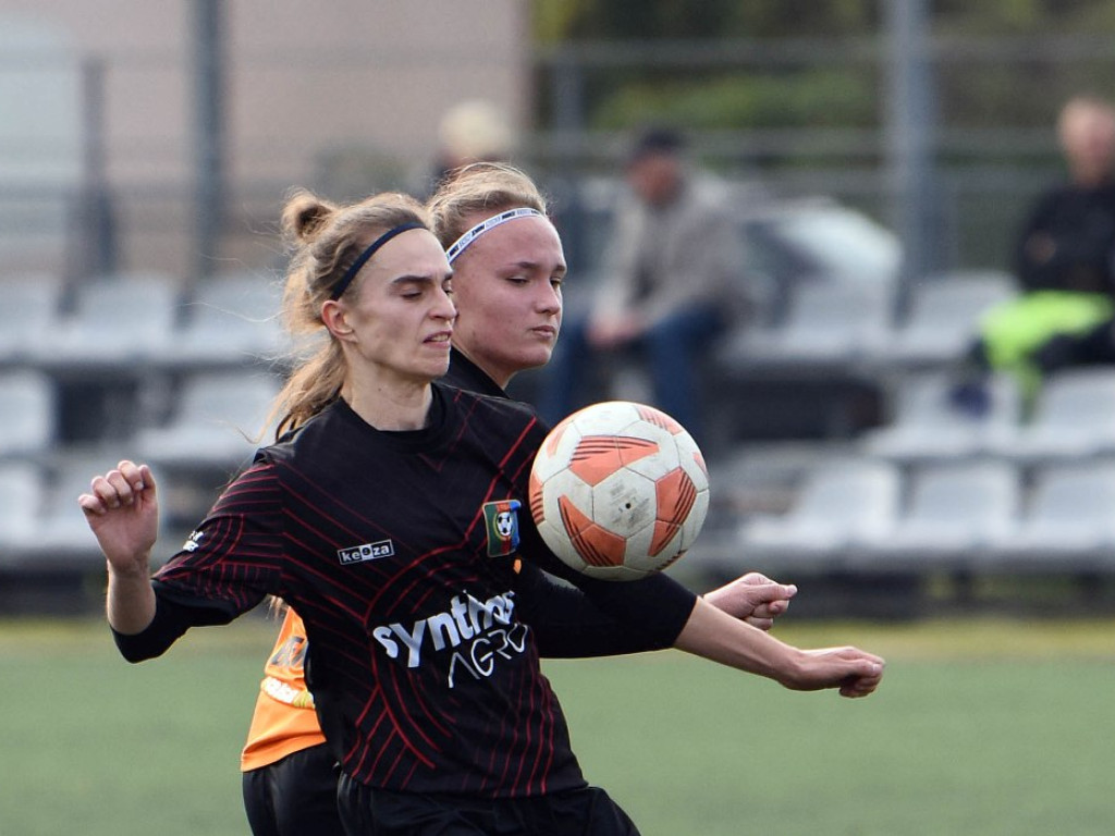 III liga piłkarska kobiet. Grupa IV. *KSZO 1929 Ostrowiec Świętokrzyski - Naprzód Sobolów 0:1