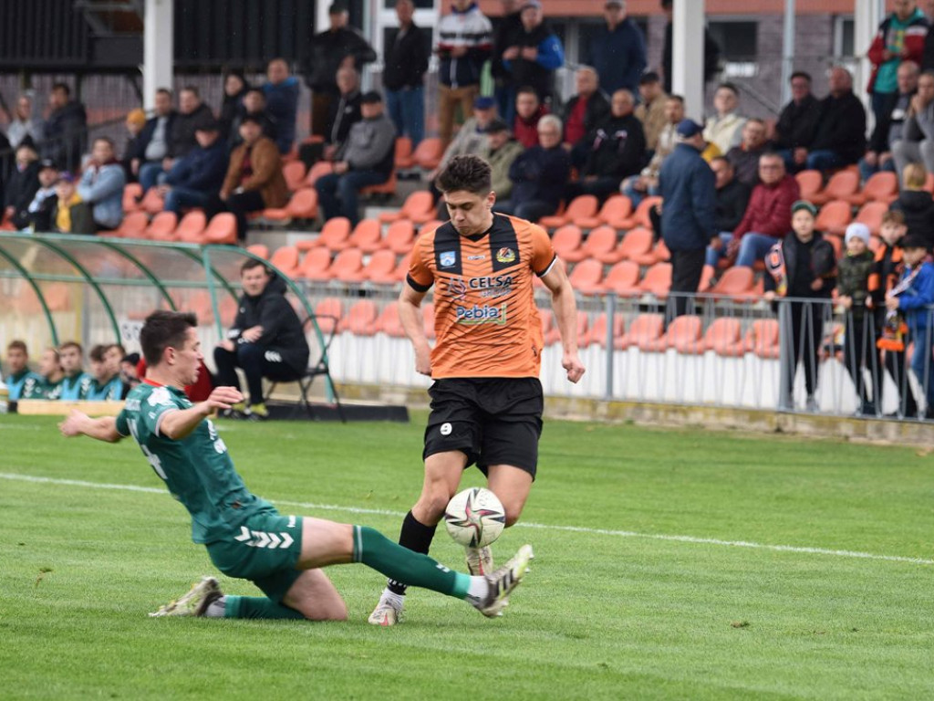 III liga piłkarska. Grupa IV. *KSZO 1929 Ostrowiec Świętokrzyski - Lublinianka Lulin 3:2