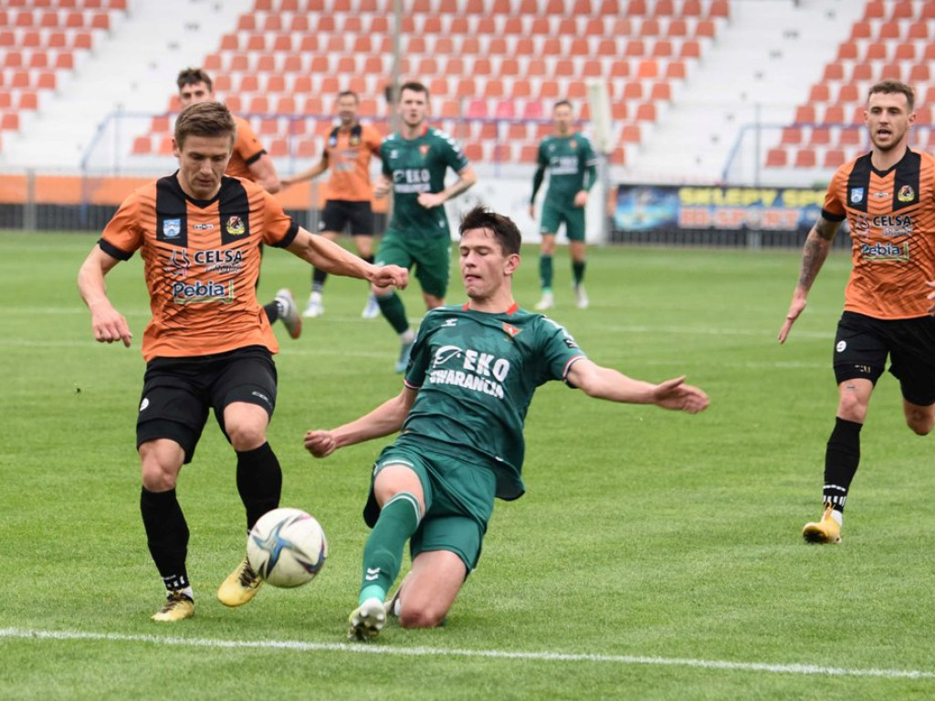 III liga piłkarska. Grupa IV. *KSZO 1929 Ostrowiec Świętokrzyski - Lublinianka Lulin 3:2