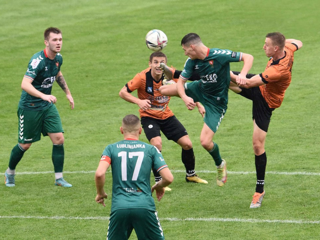 III liga piłkarska. Grupa IV. *KSZO 1929 Ostrowiec Świętokrzyski - Lublinianka Lulin 3:2