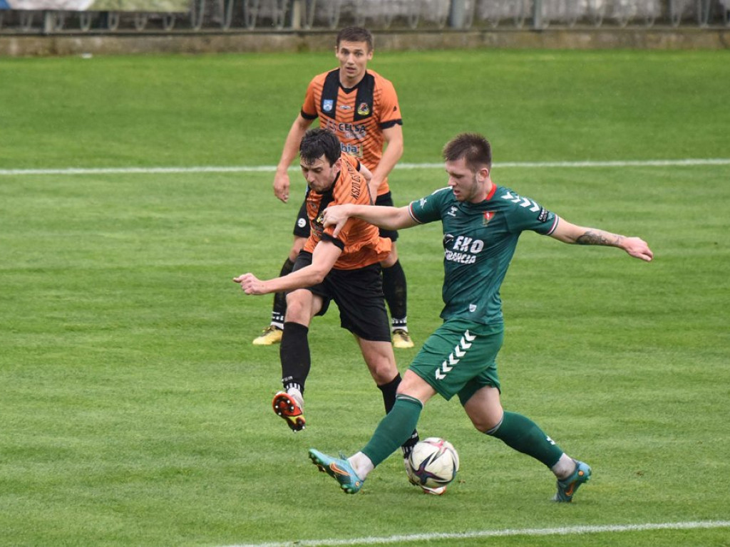 III liga piłkarska. Grupa IV. *KSZO 1929 Ostrowiec Świętokrzyski - Lublinianka Lulin 3:2