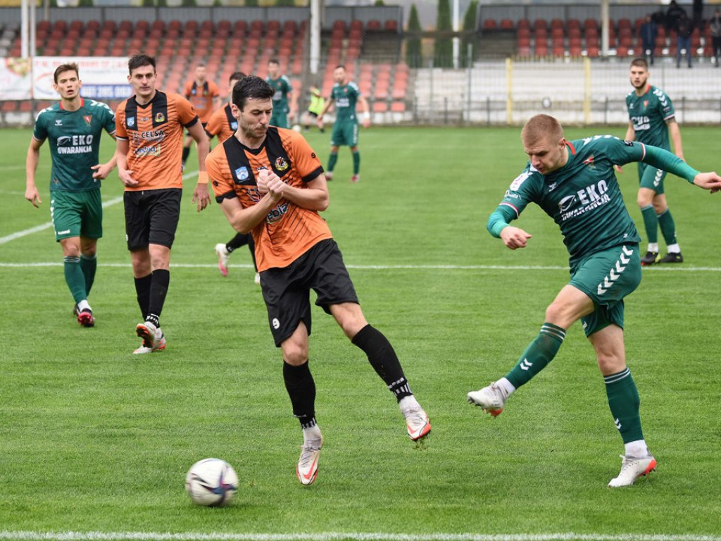 III liga piłkarska. Grupa IV. *KSZO 1929 Ostrowiec Świętokrzyski - Lublinianka Lulin 3:2