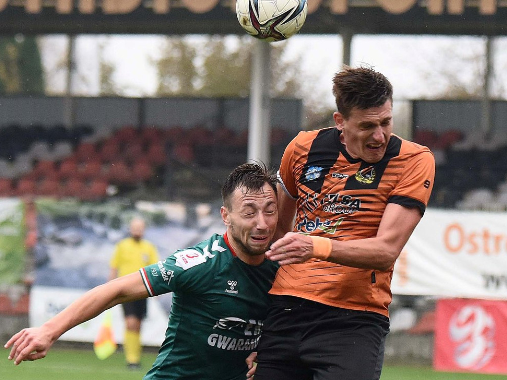 III liga piłkarska. Grupa IV. *KSZO 1929 Ostrowiec Świętokrzyski - Lublinianka Lulin 3:2