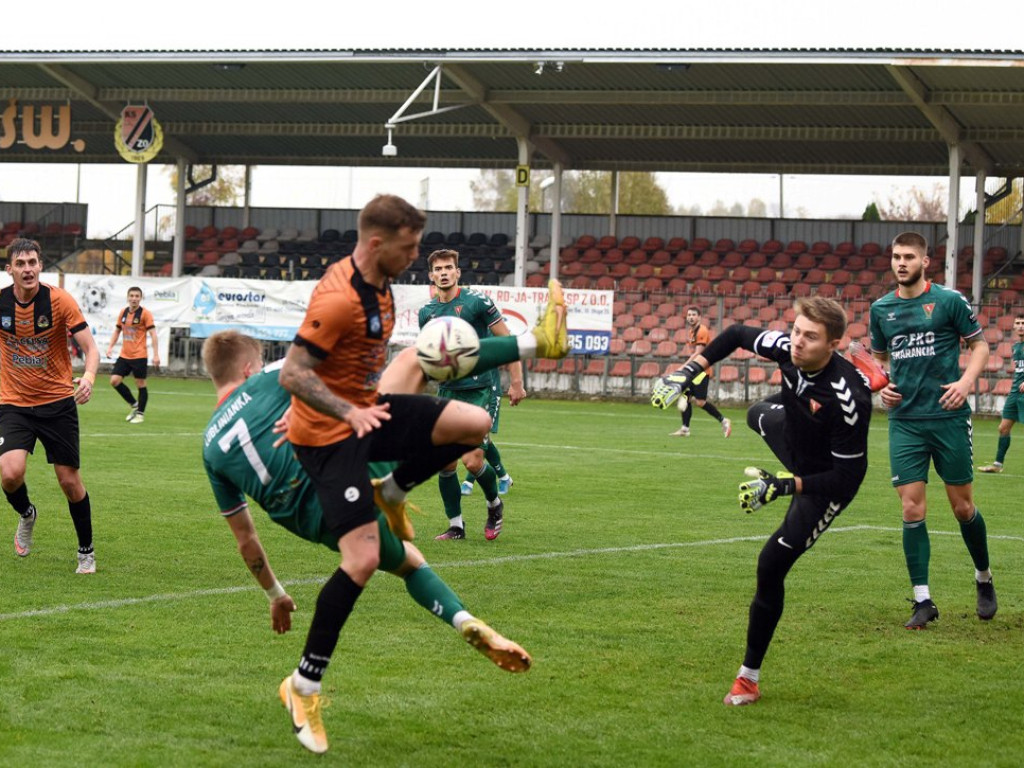 III liga piłkarska. Grupa IV. *KSZO 1929 Ostrowiec Świętokrzyski - Lublinianka Lulin 3:2