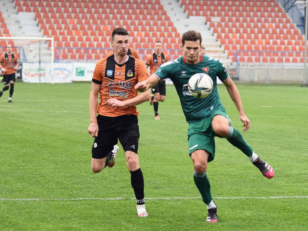 III liga piłkarska. Grupa IV. *KSZO 1929 Ostrowiec Świętokrzyski - Lublinianka Lulin 3:2