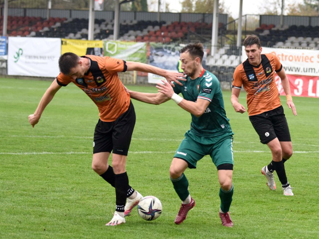 III liga piłkarska. Grupa IV. *KSZO 1929 Ostrowiec Świętokrzyski - Lublinianka Lulin 3:2