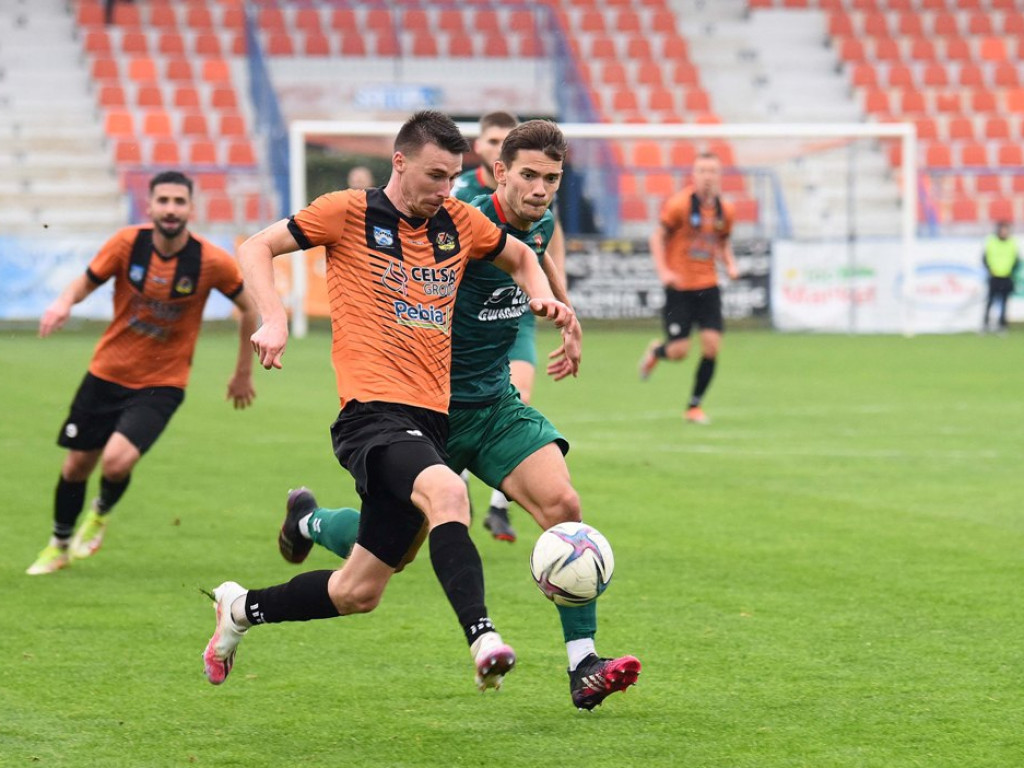 III liga piłkarska. Grupa IV. *KSZO 1929 Ostrowiec Świętokrzyski - Lublinianka Lulin 3:2