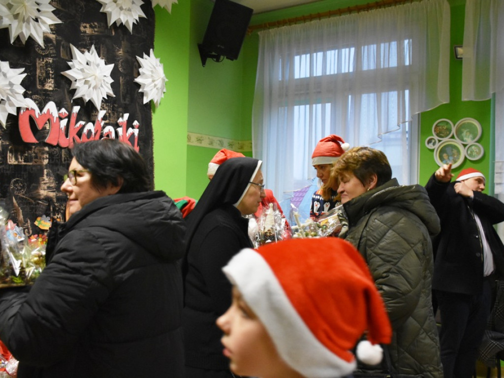 Mikołajkowe wizyty i podarunki (zdjęcia)