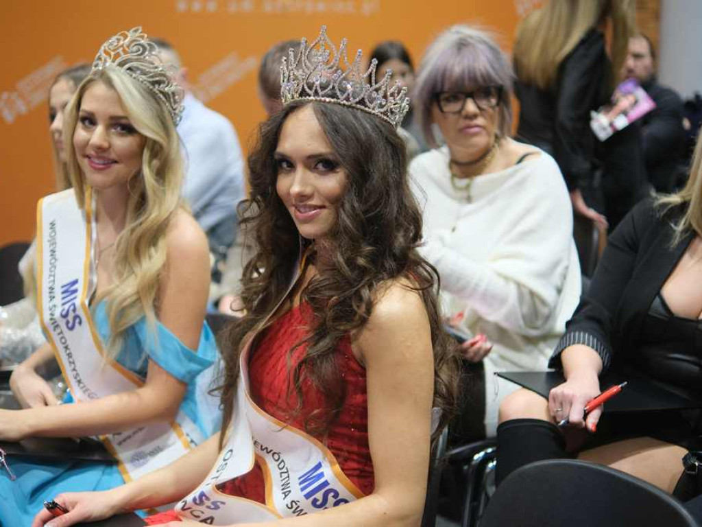 Patrycja Mossakowska Miss Ostrowca 2022 (zdjęcia, wideo)