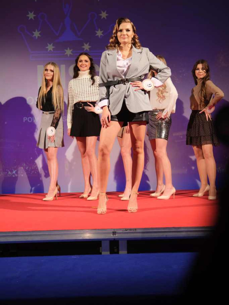 Patrycja Mossakowska Miss Ostrowca 2022 (zdjęcia, wideo)
