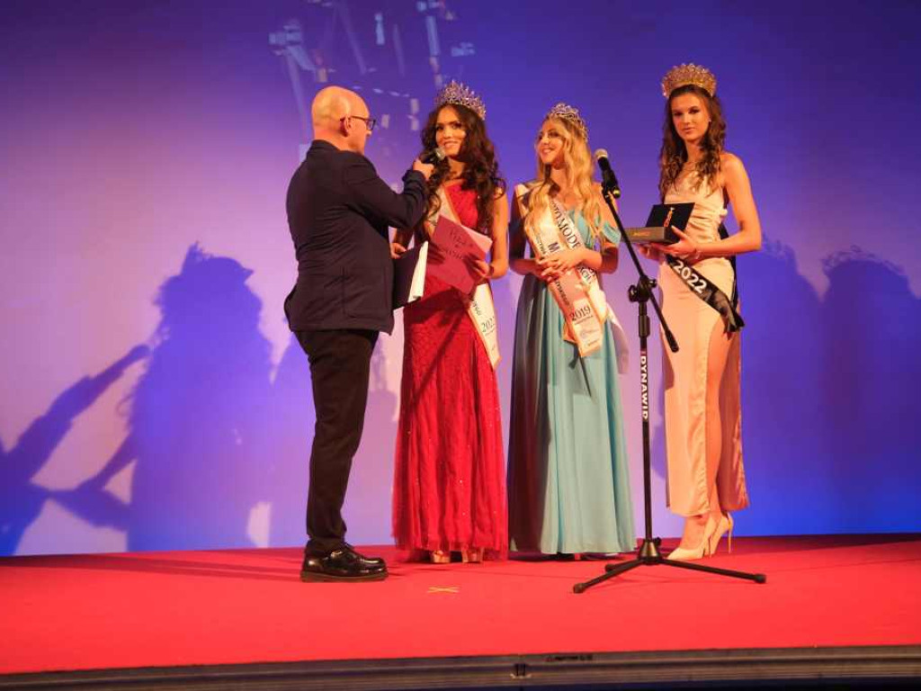 Patrycja Mossakowska Miss Ostrowca 2022 (zdjęcia, wideo)