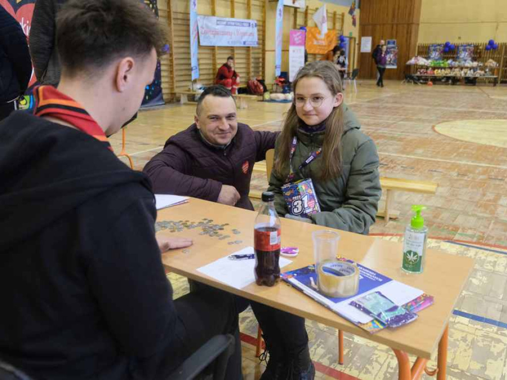 Wielka Orkiestra Świątecznej Pomocy w Ostrowcu Świętokrzyskim (zdjęcia, wideo)