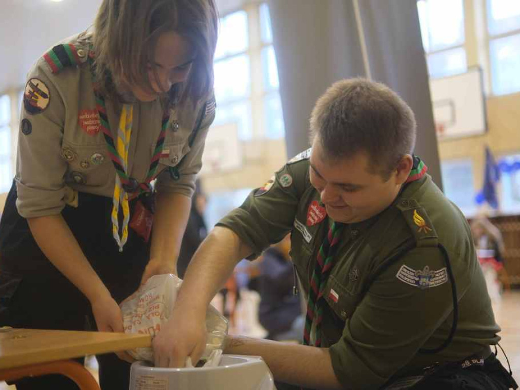 Wielka Orkiestra Świątecznej Pomocy w Ostrowcu Świętokrzyskim (zdjęcia, wideo)