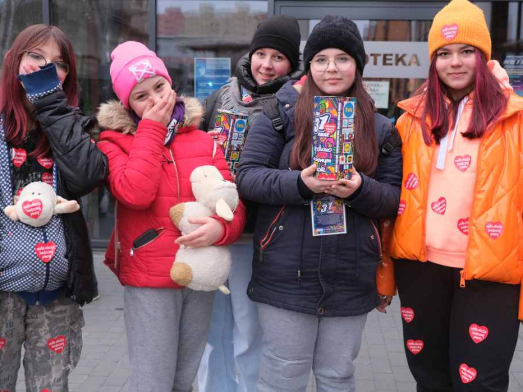 Wielka Orkiestra Świątecznej Pomocy w Ostrowcu Świętokrzyskim (zdjęcia, wideo)