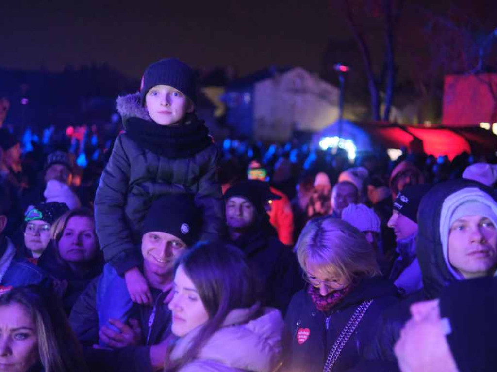 Wielka Orkiestra Świątecznej Pomocy w Ostrowcu Świętokrzyskim (zdjęcia, wideo)