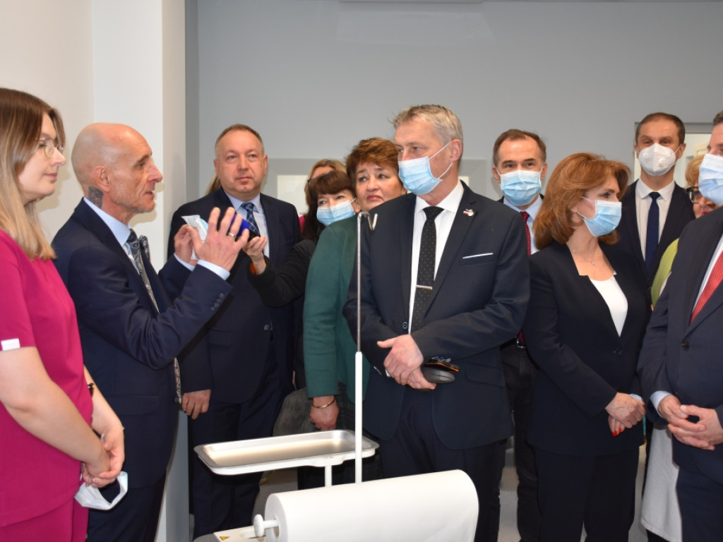 SZPITAL SIĘ ZMIENIA! NOWOCZESNY TOMOGRAF I REHABILITACJA POCOVIDOWA DLA PACJENTÓW