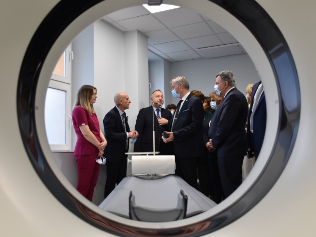 SZPITAL SIĘ ZMIENIA! NOWOCZESNY TOMOGRAF I REHABILITACJA POCOVIDOWA DLA PACJENTÓW