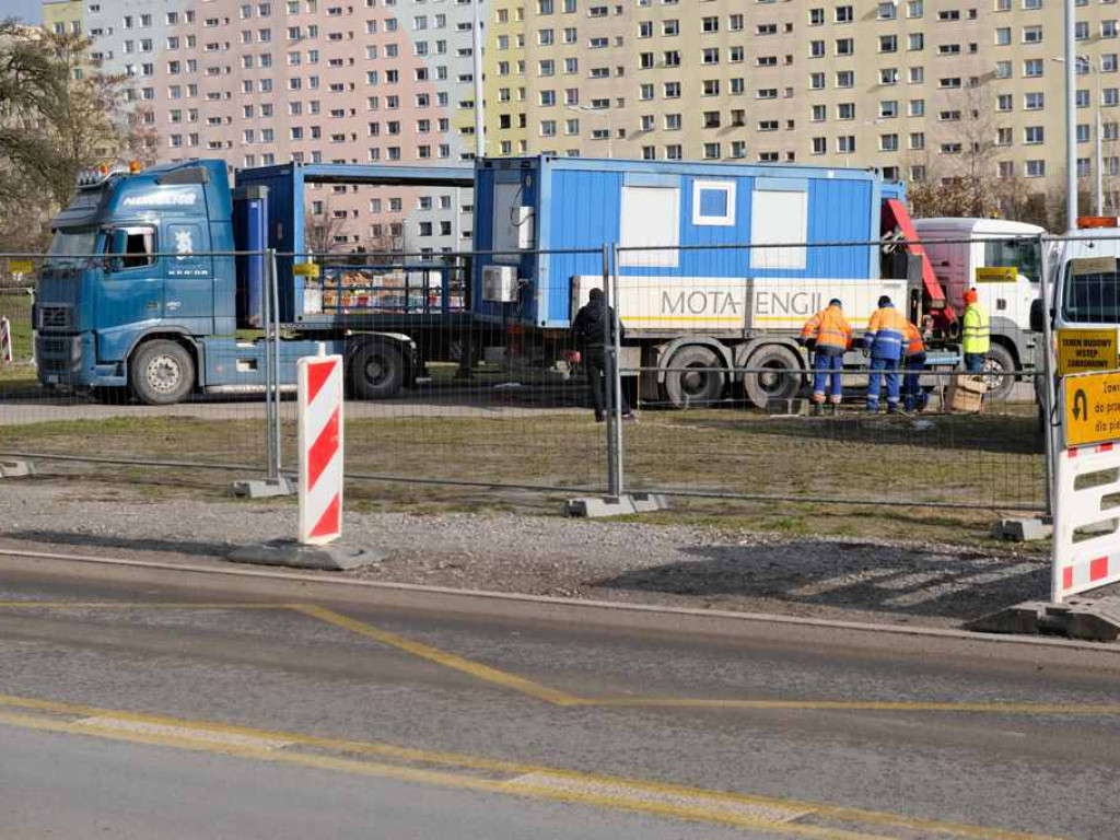Wbito łopaty pod najważniejsze drogowe zadanie Ostrowca Świętokrzyskiego (zdjęcia)