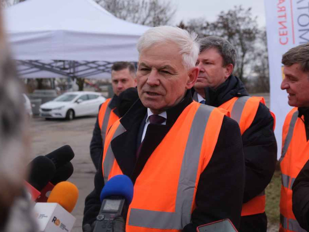 Wbito łopaty pod najważniejsze drogowe zadanie Ostrowca Świętokrzyskiego (zdjęcia)
