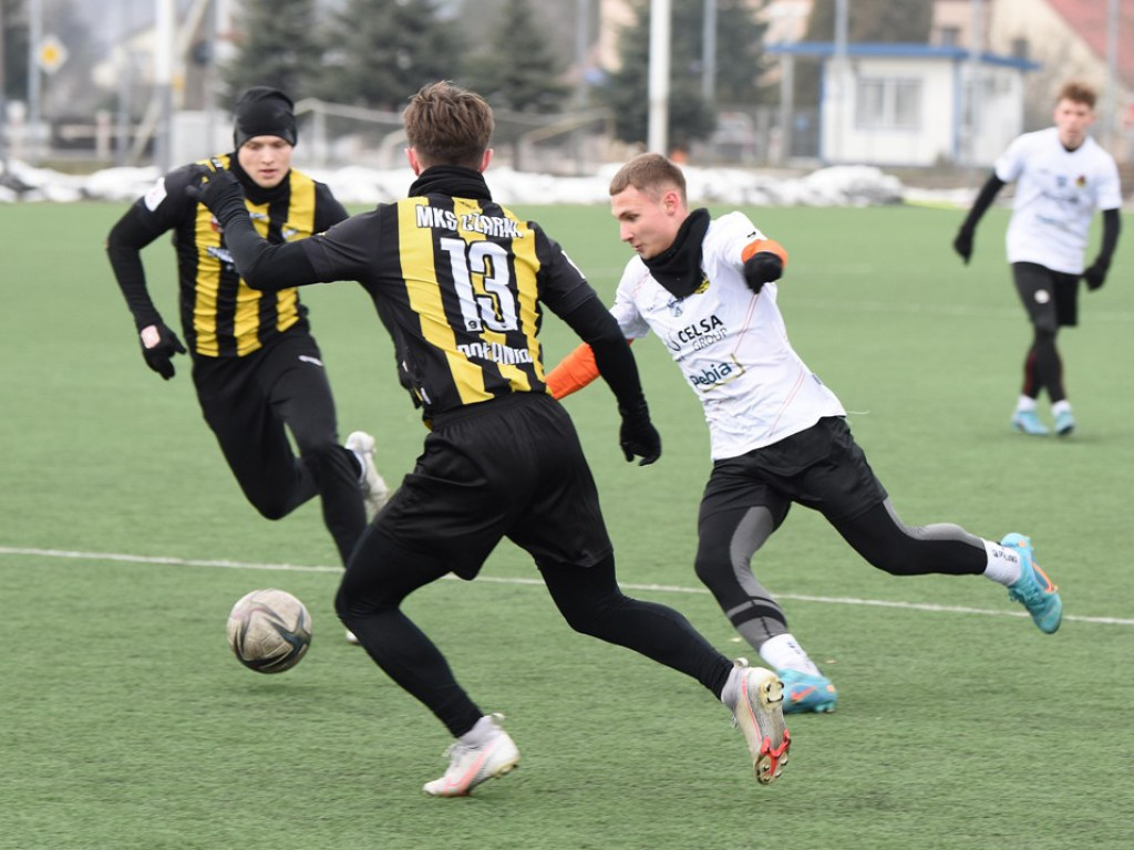 Mecz sparingowy. *KSZO 1929 Ostrowiec Świętokrzyski - Czarni Połaniec 1:0