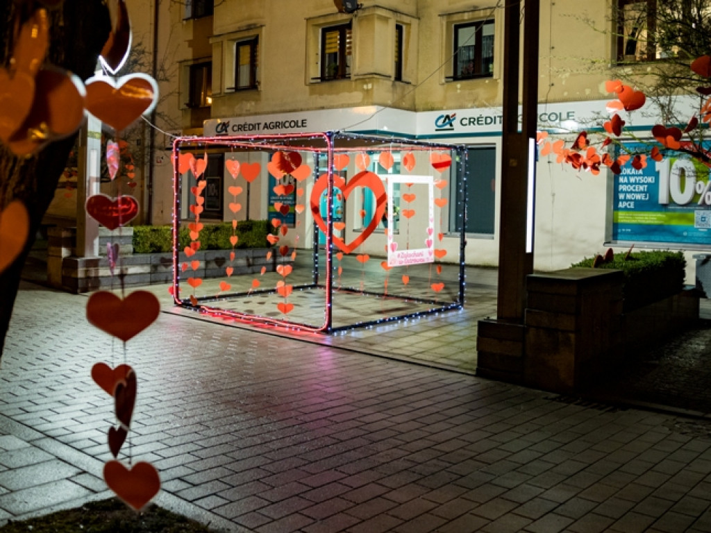 Rynek w walentynkowej scenerii (zdjęcia)
