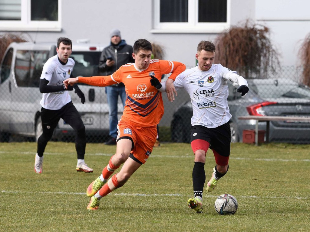 Mecz sparingowy. *KSZO 1929 Ostrowiec Świętokrzyski - Bruk Bet Termalika Nieciecza 1:0