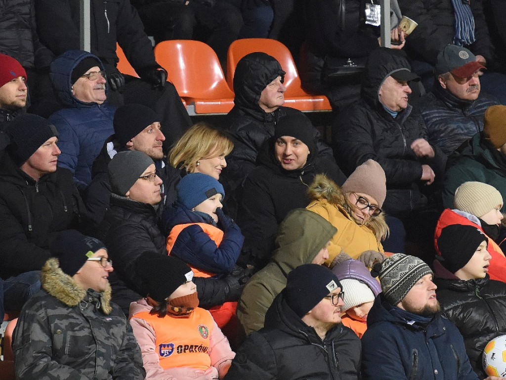 III liga piłkarska. Grupa IV. *KSZO 1929 Ostrowiec Świętokrzyski - Wieczysta Kraków 0:1