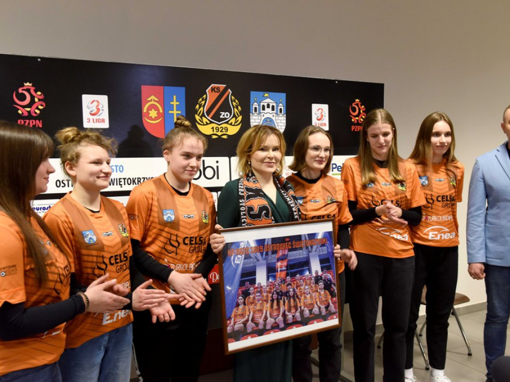 III liga piłkarska. Grupa IV. *KSZO 1929 Ostrowiec Świętokrzyski - Wieczysta Kraków 0:1