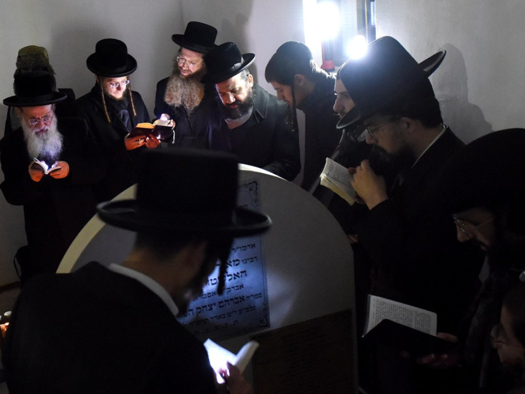 Uroczystości upamiętniające 95. rocznicę śmierci rabina Meira Yechiela Halevi Halstuka (zdjęcia)