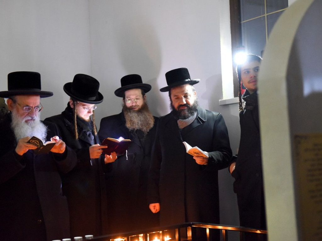 Uroczystości upamiętniające 95. rocznicę śmierci rabina Meira Yechiela Halevi Halstuka (zdjęcia)