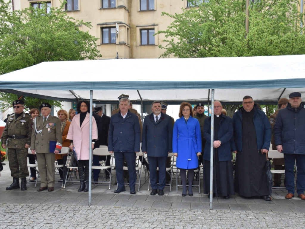 Uroczystość ślubowania młodzieży szkół Zakładu Doskonalenia Zawodowego (Fotogaleria)