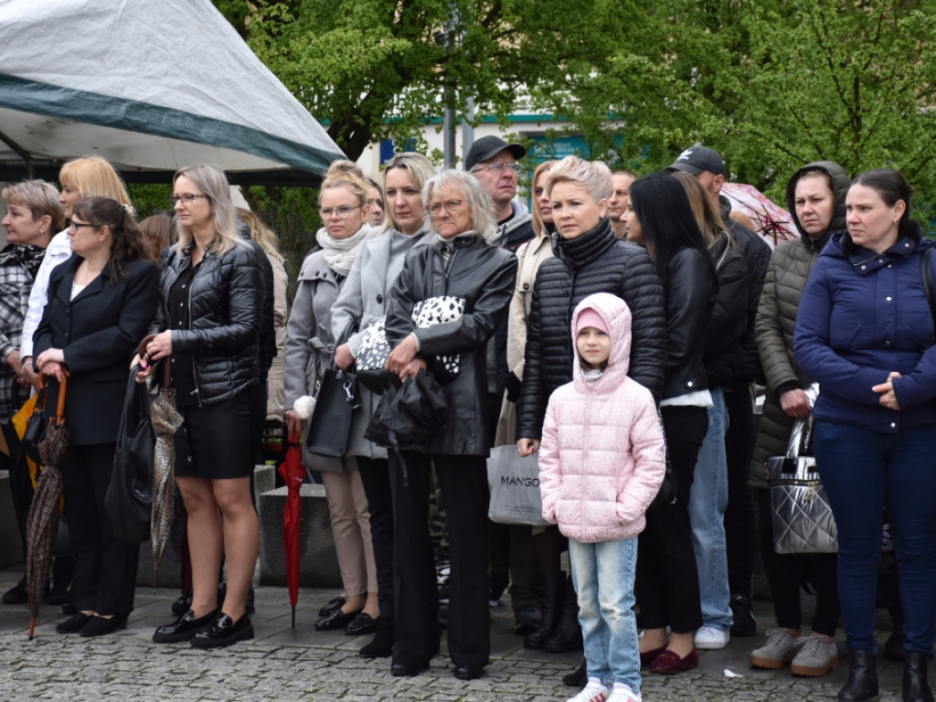 Uroczystość ślubowania młodzieży szkół Zakładu Doskonalenia Zawodowego (Fotogaleria)