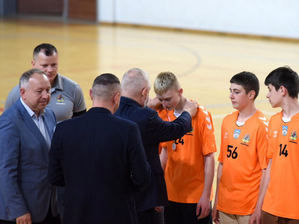 I liga piłki ręcznej mężczyzn. Grupa D. KSZO Ostrowiec Świętokrzyski - ASPR Zawadzkie  41:37