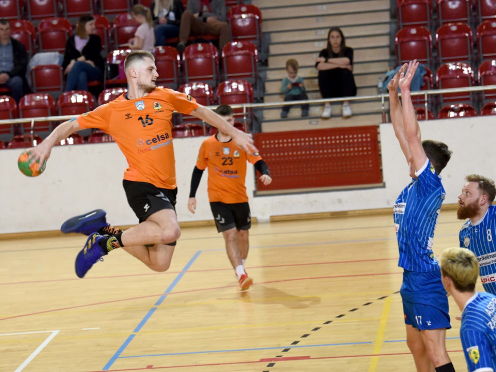 I liga piłki ręcznej mężczyzn. Grupa D. KSZO Ostrowiec Świętokrzyski - ASPR Zawadzkie  41:37