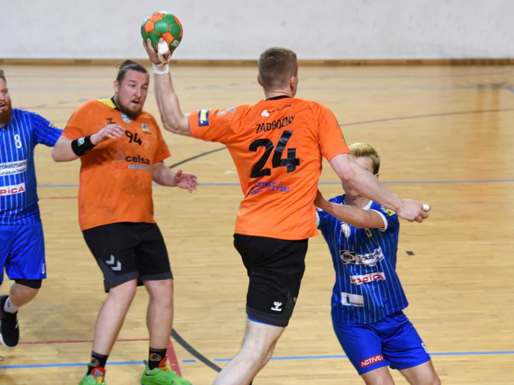 I liga piłki ręcznej mężczyzn. Grupa D. KSZO Ostrowiec Świętokrzyski - ASPR Zawadzkie  41:37