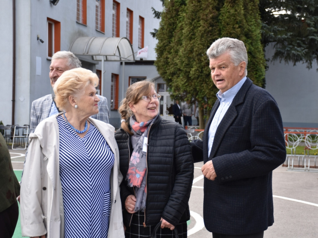 Stara wiaro Ostrowca, dobrze, że jesteście!