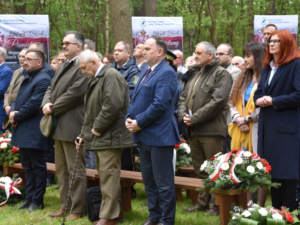 Chwała bohaterom Bitwy pod Jeziórkiem
