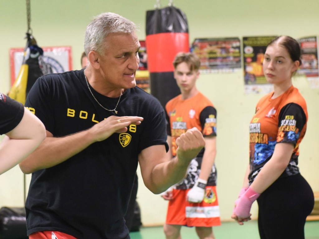 Trening pięściarski KSZO z trenerem kadry narodowej Wojciechem Bartnikiem