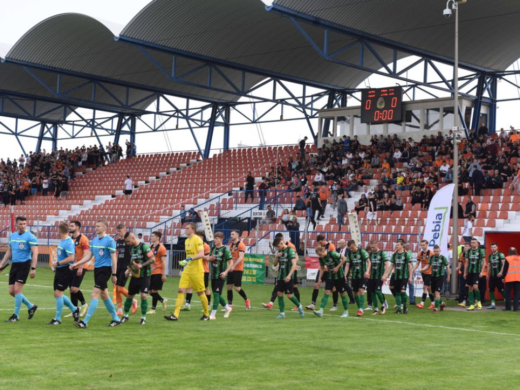 III liga piłkarska. *KSZO 1929 Ostrowiec Świętokrzyski - Stal Stalowa Wola 2:1