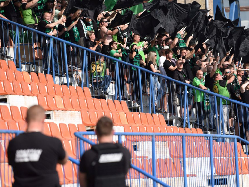 III liga piłkarska. *KSZO 1929 Ostrowiec Świętokrzyski - Stal Stalowa Wola 2:1