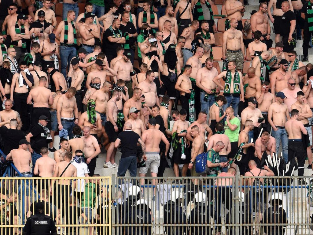 III liga piłkarska. *KSZO 1929 Ostrowiec Świętokrzyski - Stal Stalowa Wola 2:1