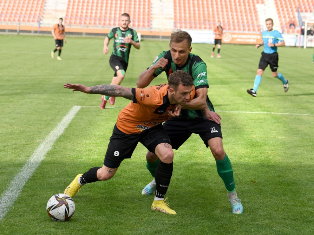III liga piłkarska. *KSZO 1929 Ostrowiec Świętokrzyski - Stal Stalowa Wola 2:1