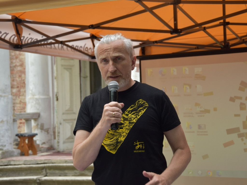 Hrabia Małachowski na Pikniku Porcelanowym w Ćmielowie