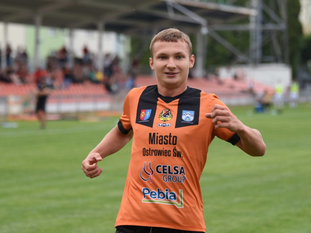 III liga piłkarska. Grupa IV. *KSZO 1929 Ostrowiec Świętokrzyski - Unia Tarnów 2:0