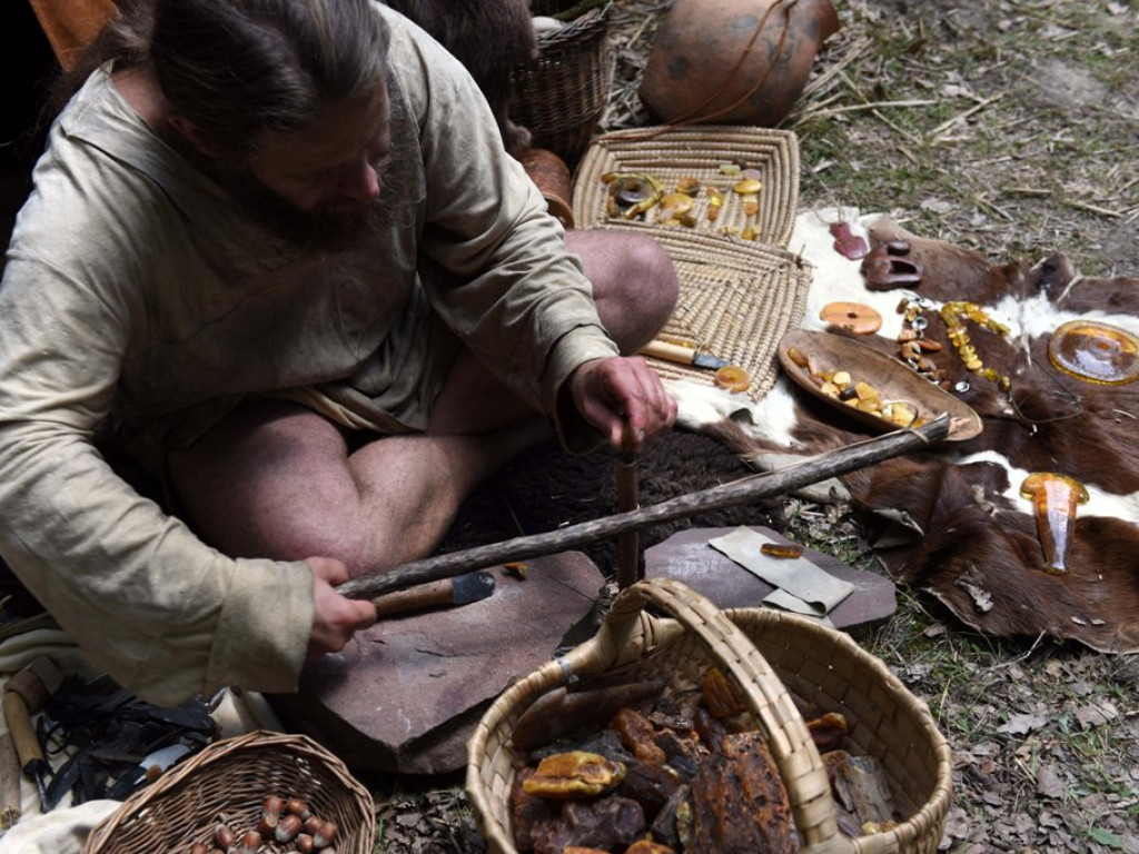 11. Krzemionkowskie Spotkania z Epoką Kamienia- dzień I (zdjęcia)