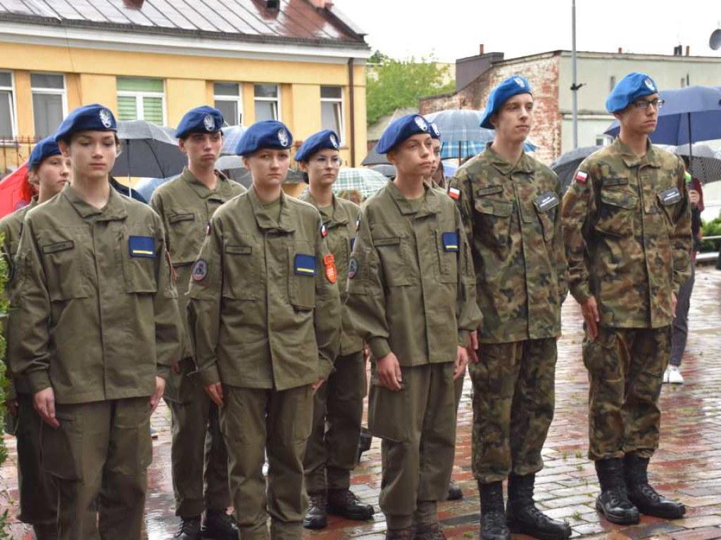 W hołdzie Warszawskim Dzieciom