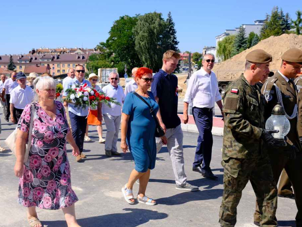 Obchody Święta Wojska Polskiego oraz 103. rocznicy Bitwy Warszawskiej w Ostrowcu Świętokrzyskim