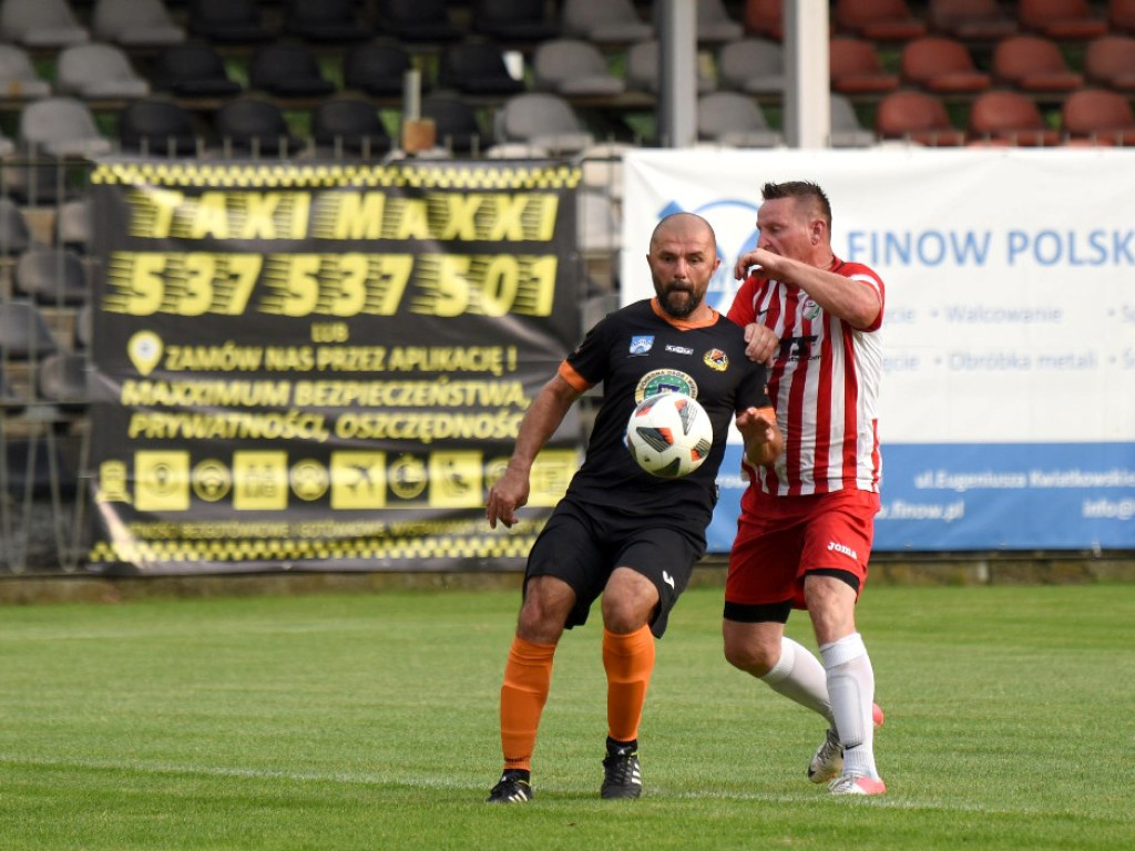 Oldboje KSZO wygrali 3:2 i awansowali do II rundy Okręgowego Pucharu Polski