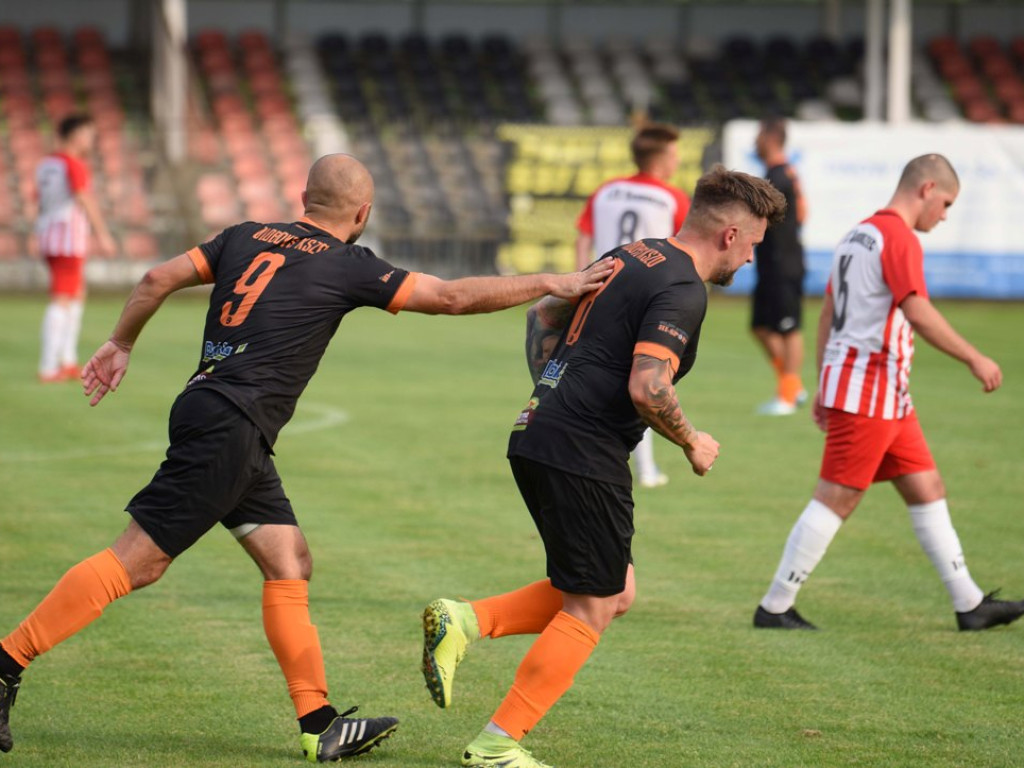 Oldboje KSZO wygrali 3:2 i awansowali do II rundy Okręgowego Pucharu Polski